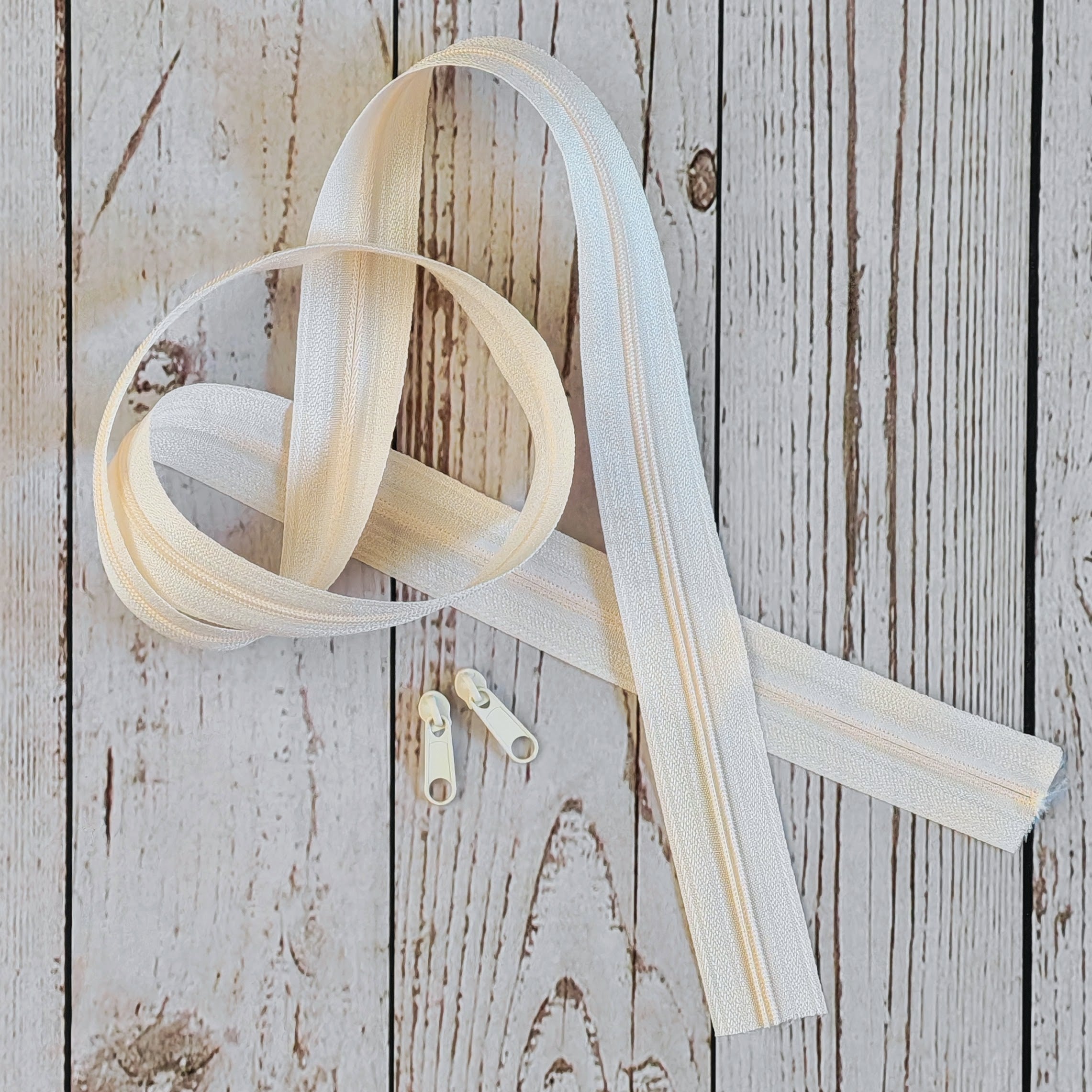 #3 Cream Zipper Tape + Cream Metal Pulls - 2 lengths available